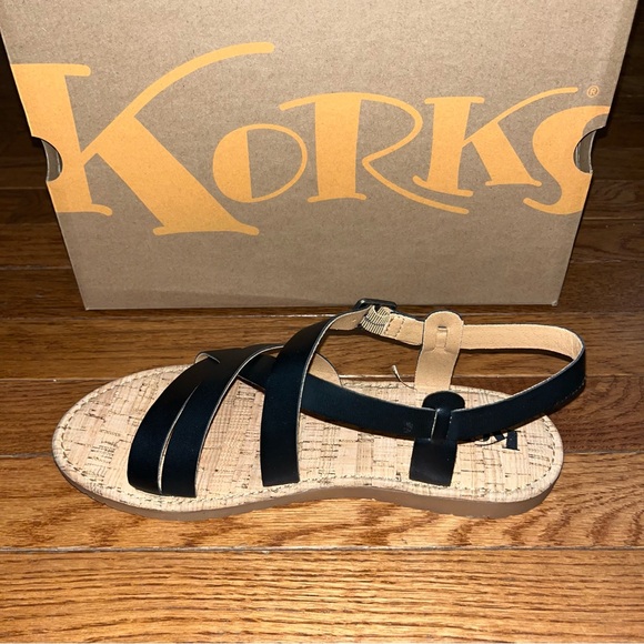 KORKS Jerrick Faux Leather Sandals Black Straps & Tan Flexible Sole Women’s 9 - Picture 5 of 14